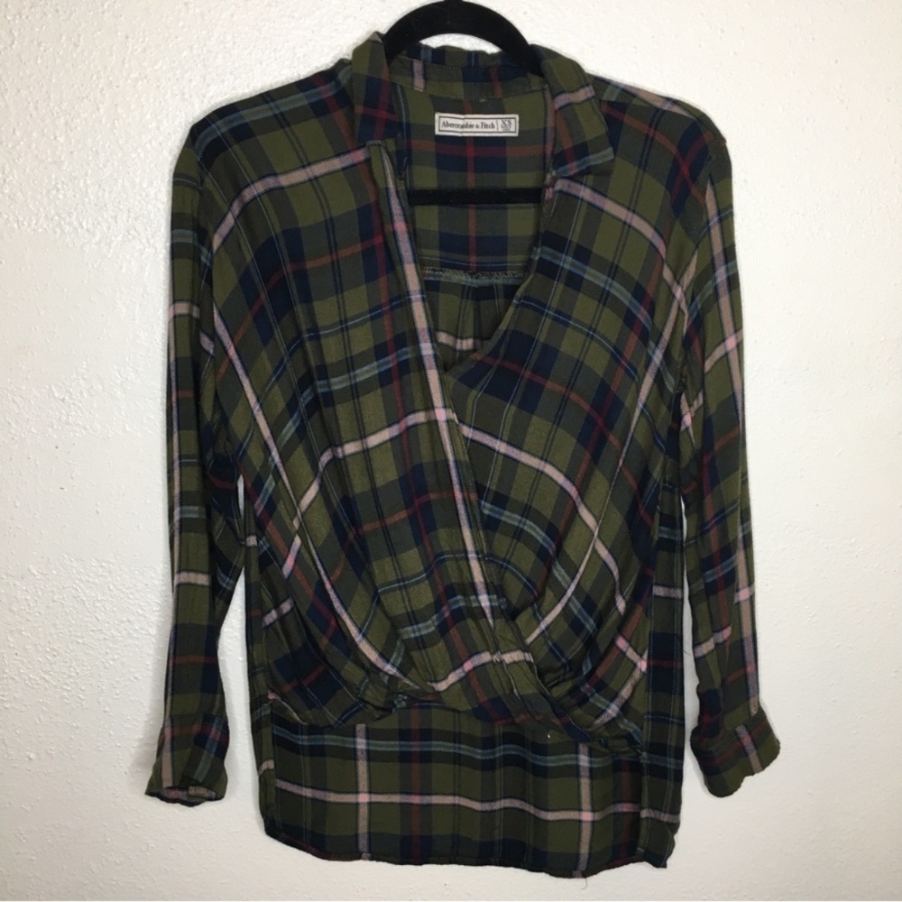 Abercrombie & Fitch Plaid Wrap Front Top XS